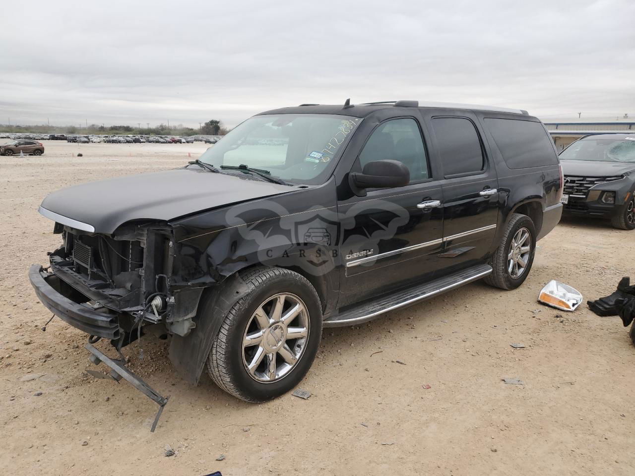 GMC Yukon DENALI 6.2L  8 2014