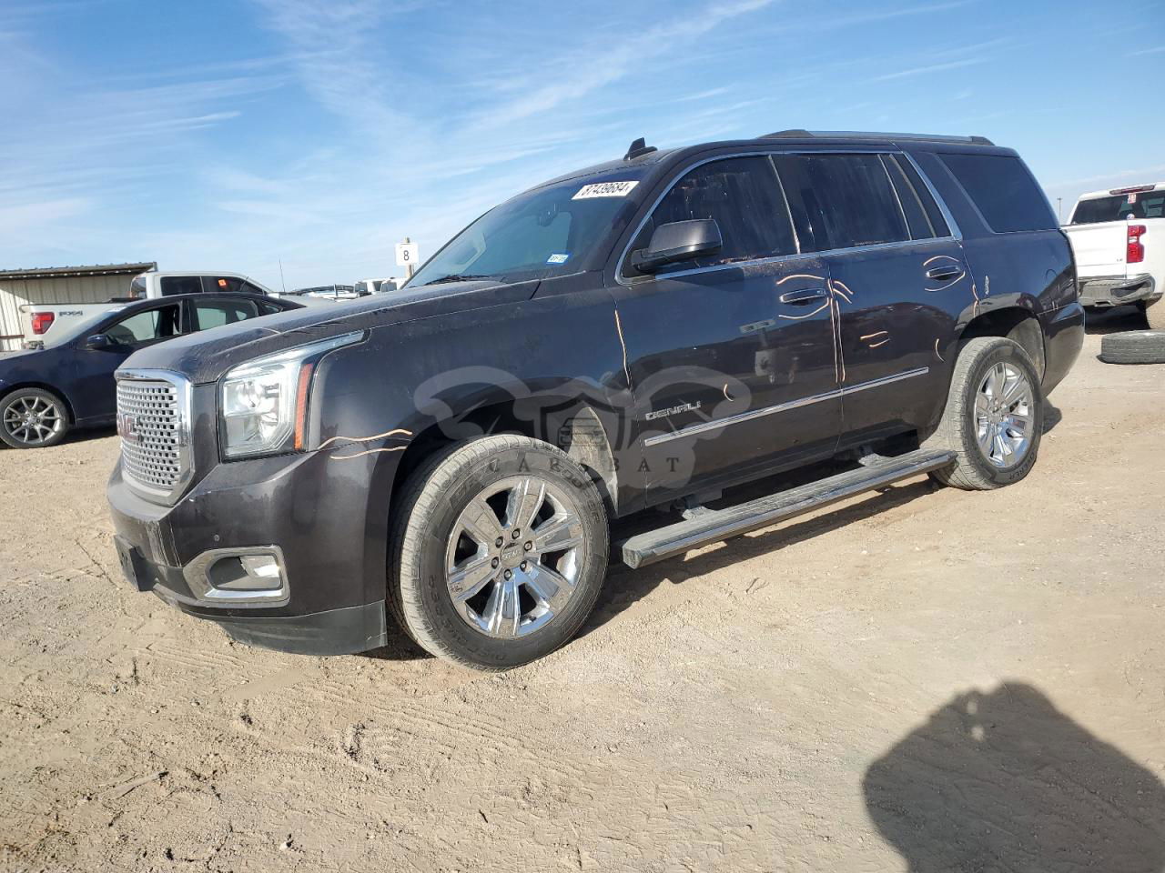 GMC Yukon DENALI 6.2L  8 2016