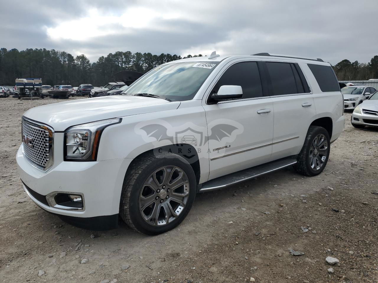 GMC Yukon DENALI 6.2L  8 2016
