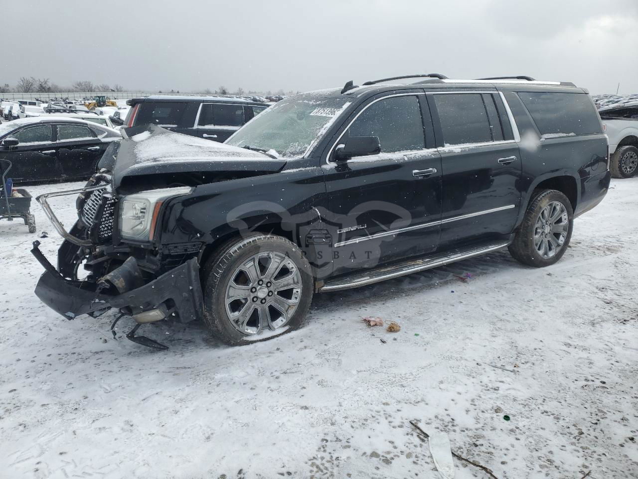 GMC Yukon DENALI 6.2L  8 2016