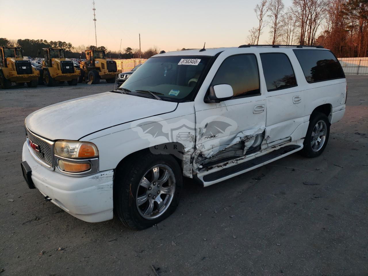 GMC Yukon DENALI 6.0L  8 2005
