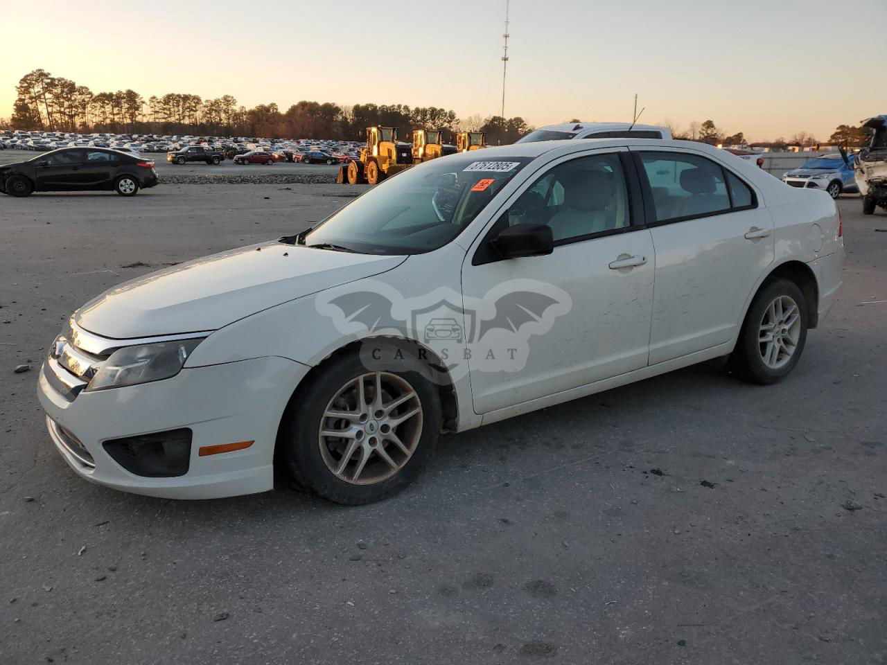 Ford Fusion S 2.5L  4 2011