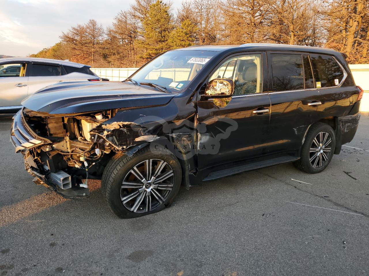 Lexus LX 570 5.7L  8 2021