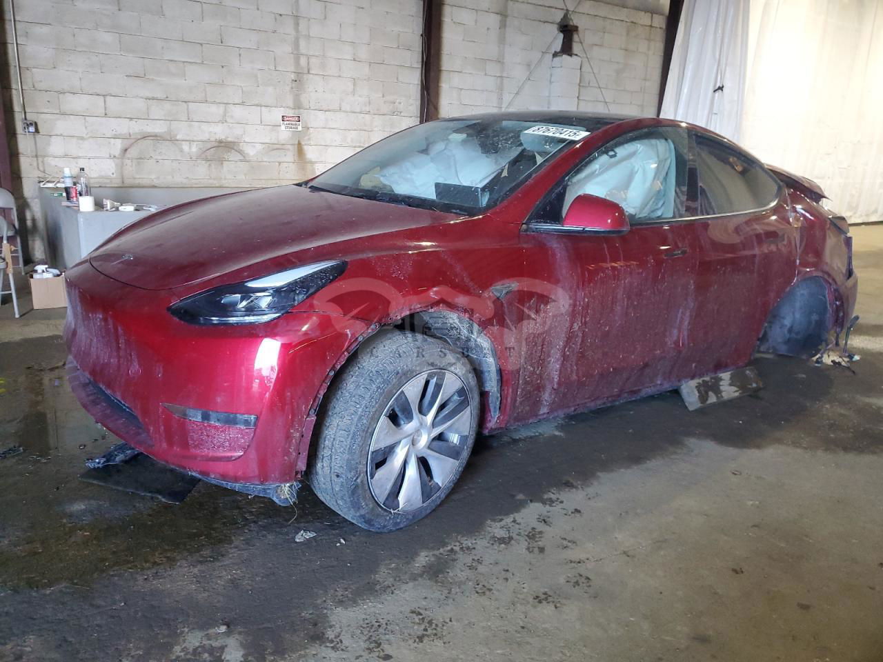 Tesla Model Y 2024
