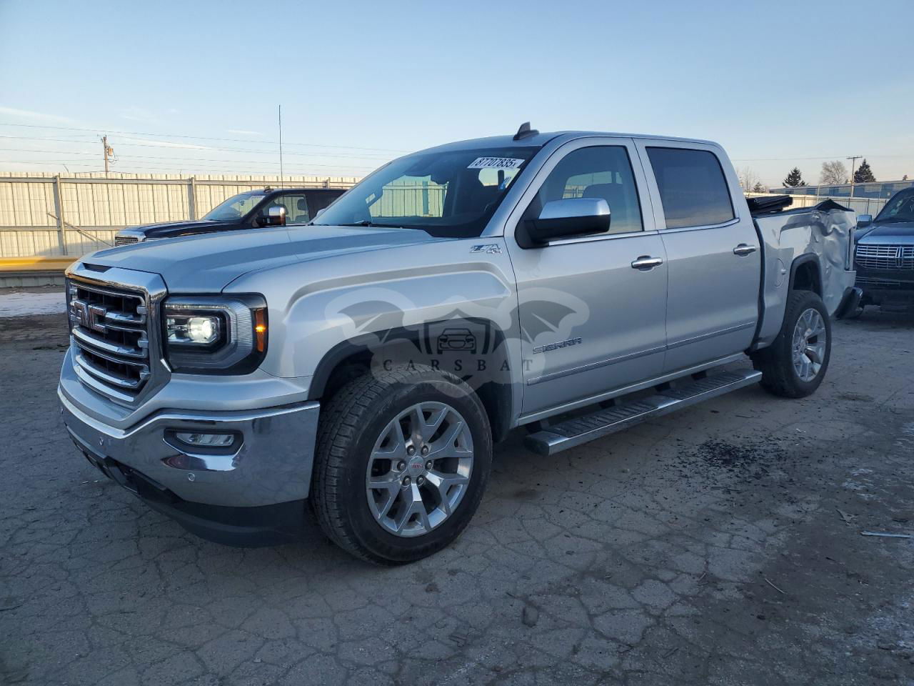 GMC Sierra K1500 SLT 5.3L  8 2017
