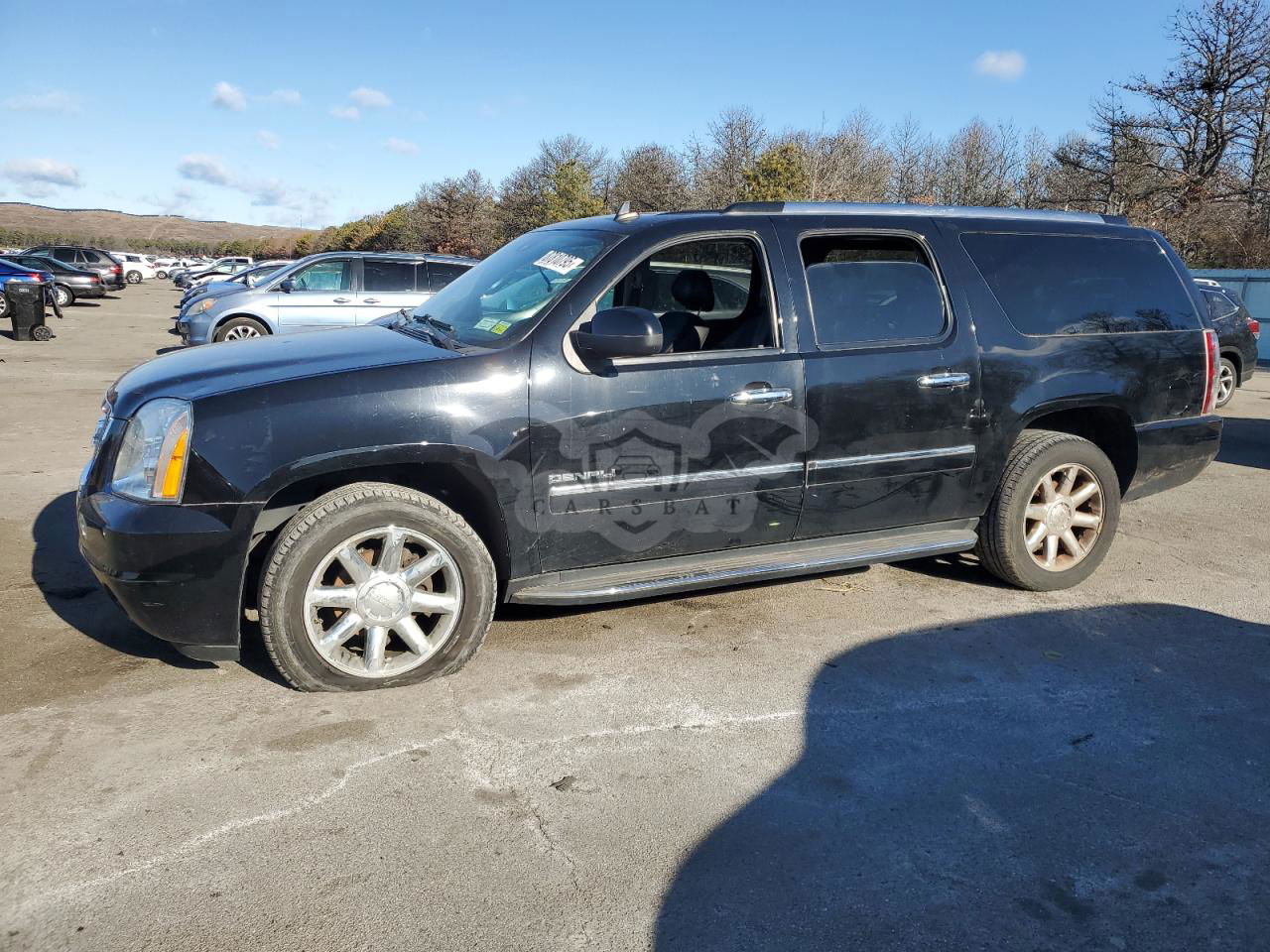 GMC Yukon DENALI 6.2L  8 2013