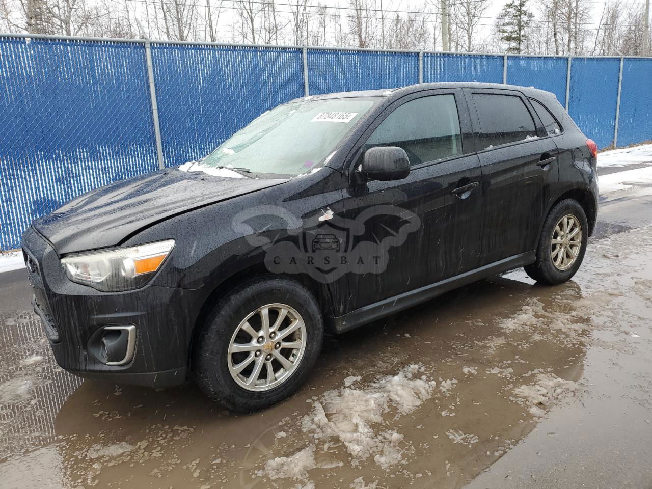 Mitsubishi Outlander SE 2.0L  4 2013