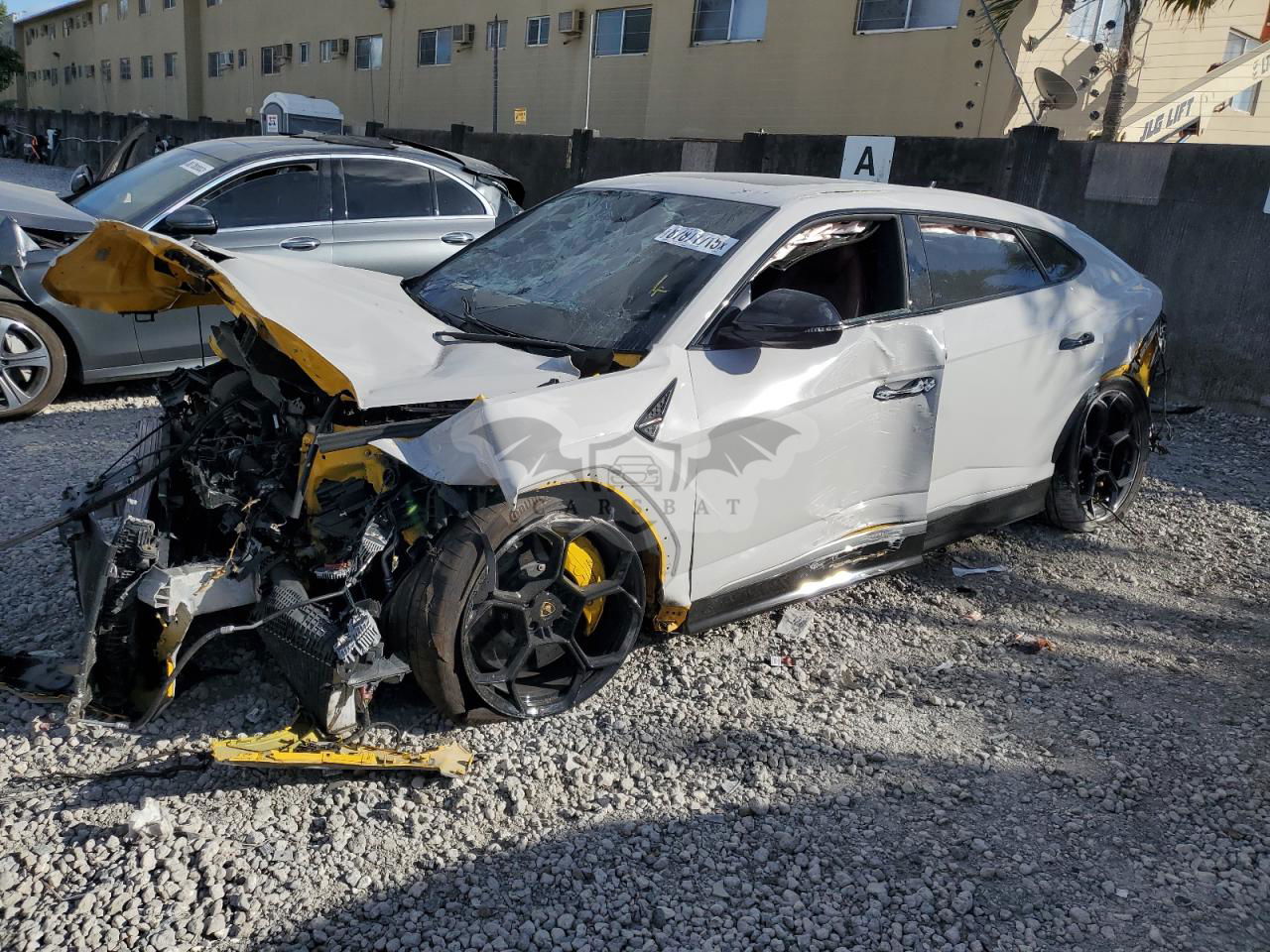 Lamborghini Urus 4.0L  8 2021