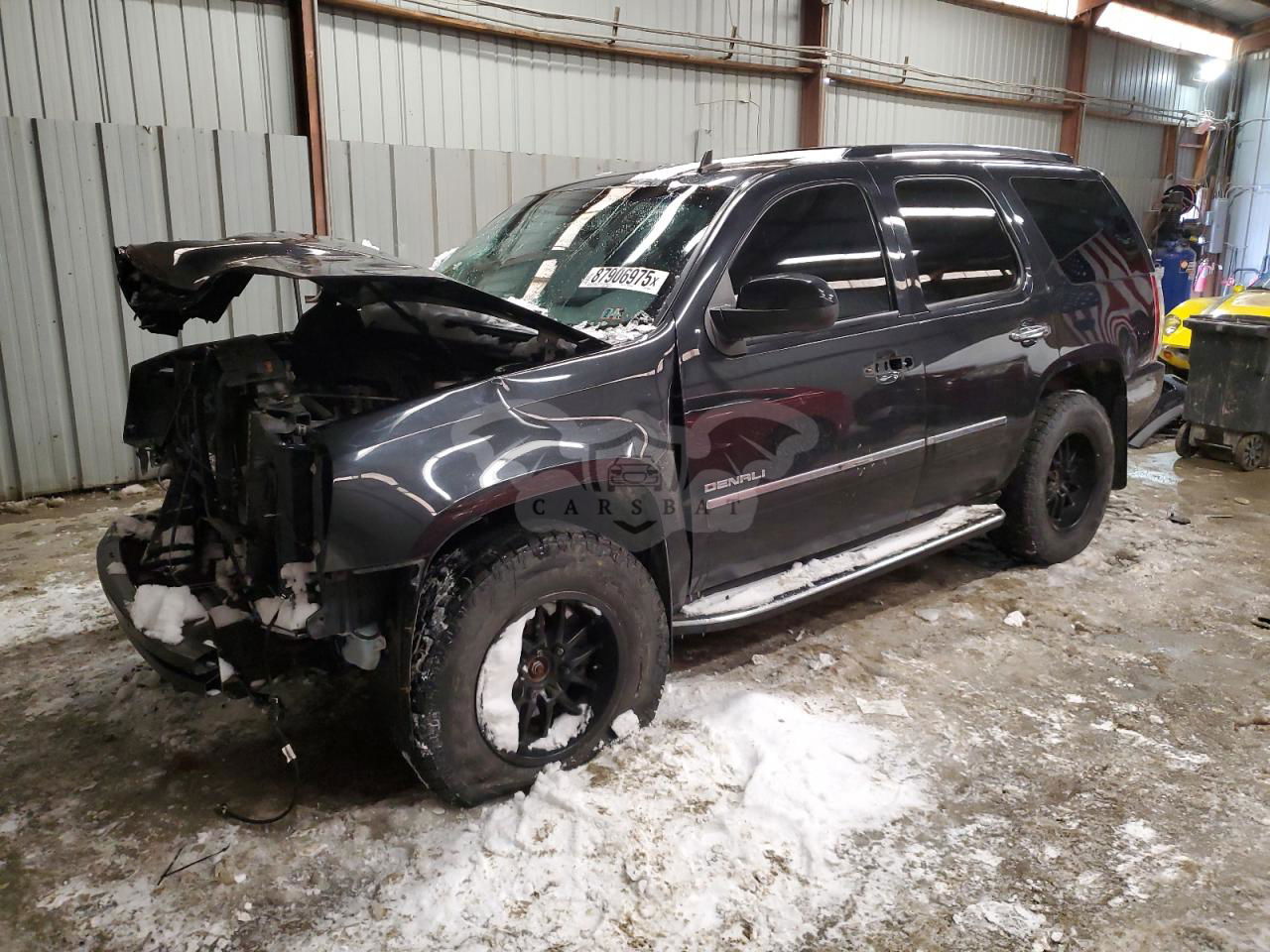 GMC Yukon DENALI 6.2L  8 2012