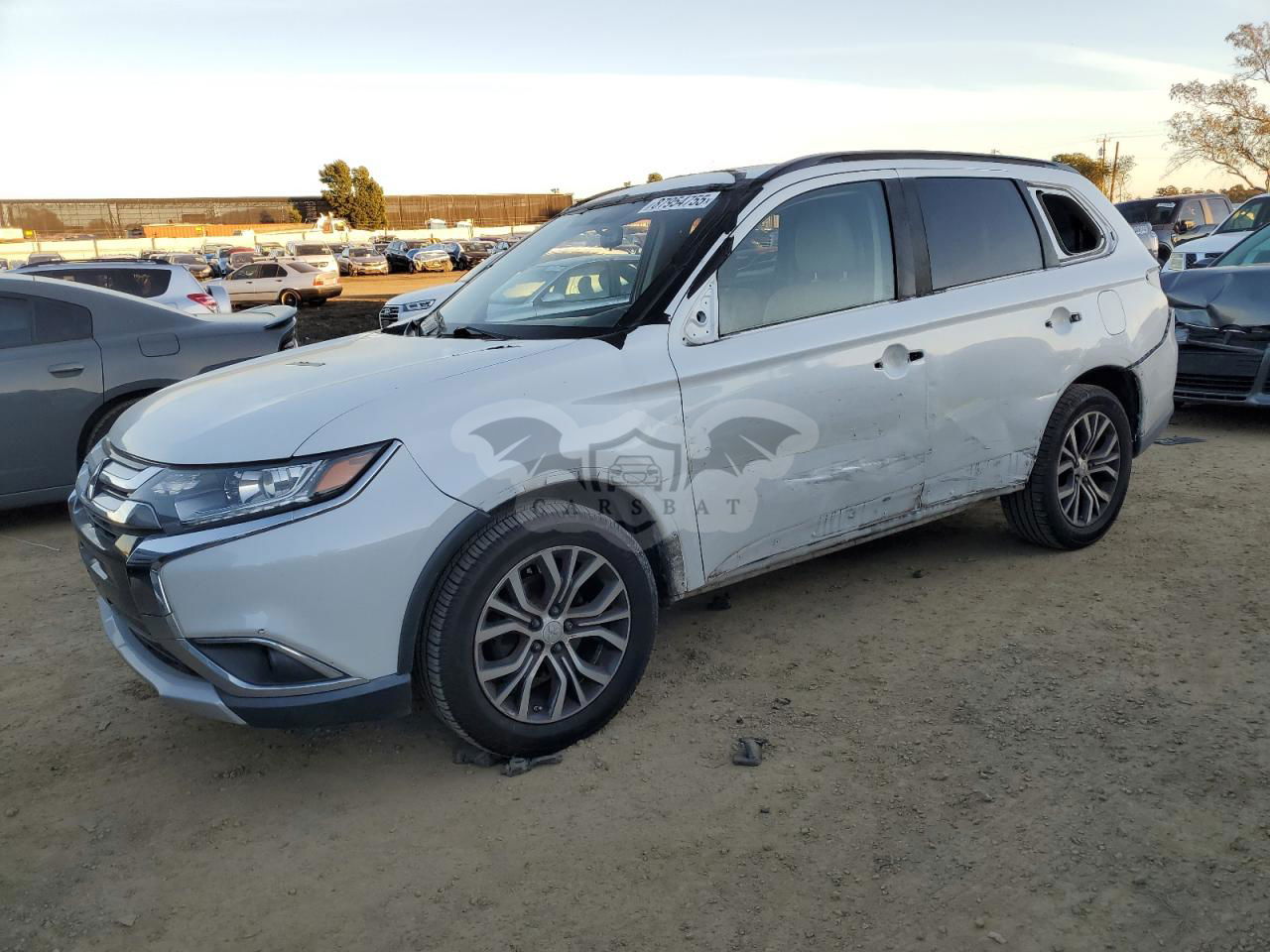 Mitsubishi Outlander 2.4L  4 2016