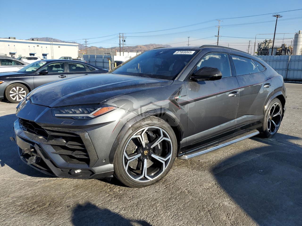 Lamborghini Urus 4.0L  8 2019