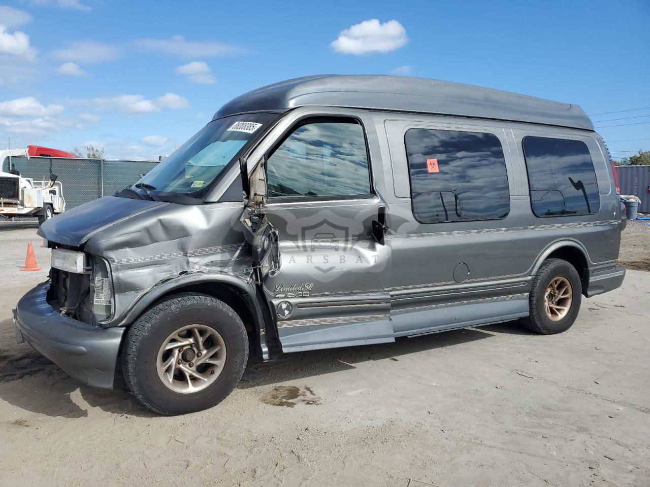 Chevrolet Express 5.7L  8 2000