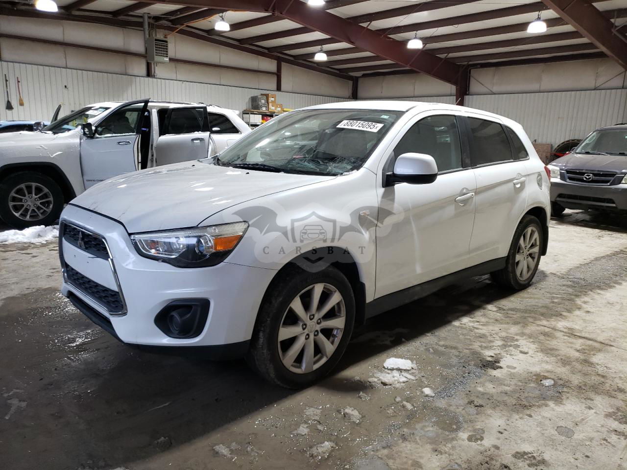 Mitsubishi Outlander ES 2.0L  4 2013