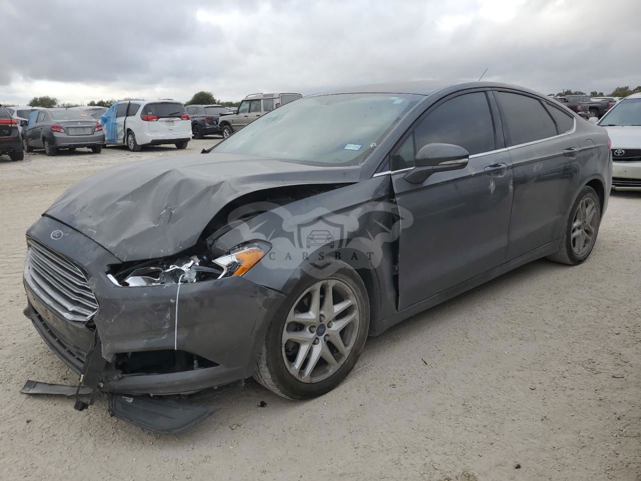 Ford Fusion SE 2.5L  4 2016