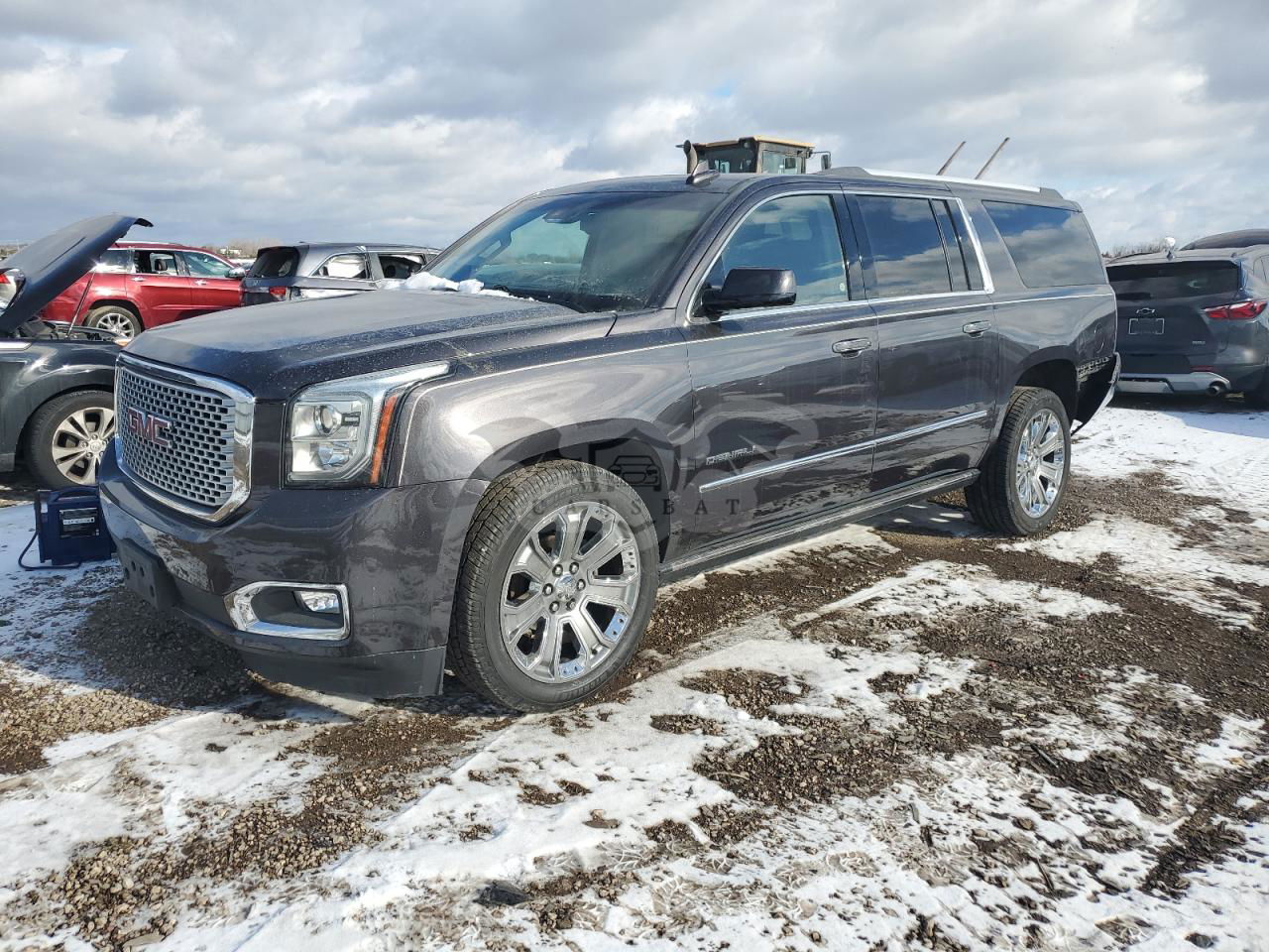 GMC Yukon DENALI 6.2L  8 2016