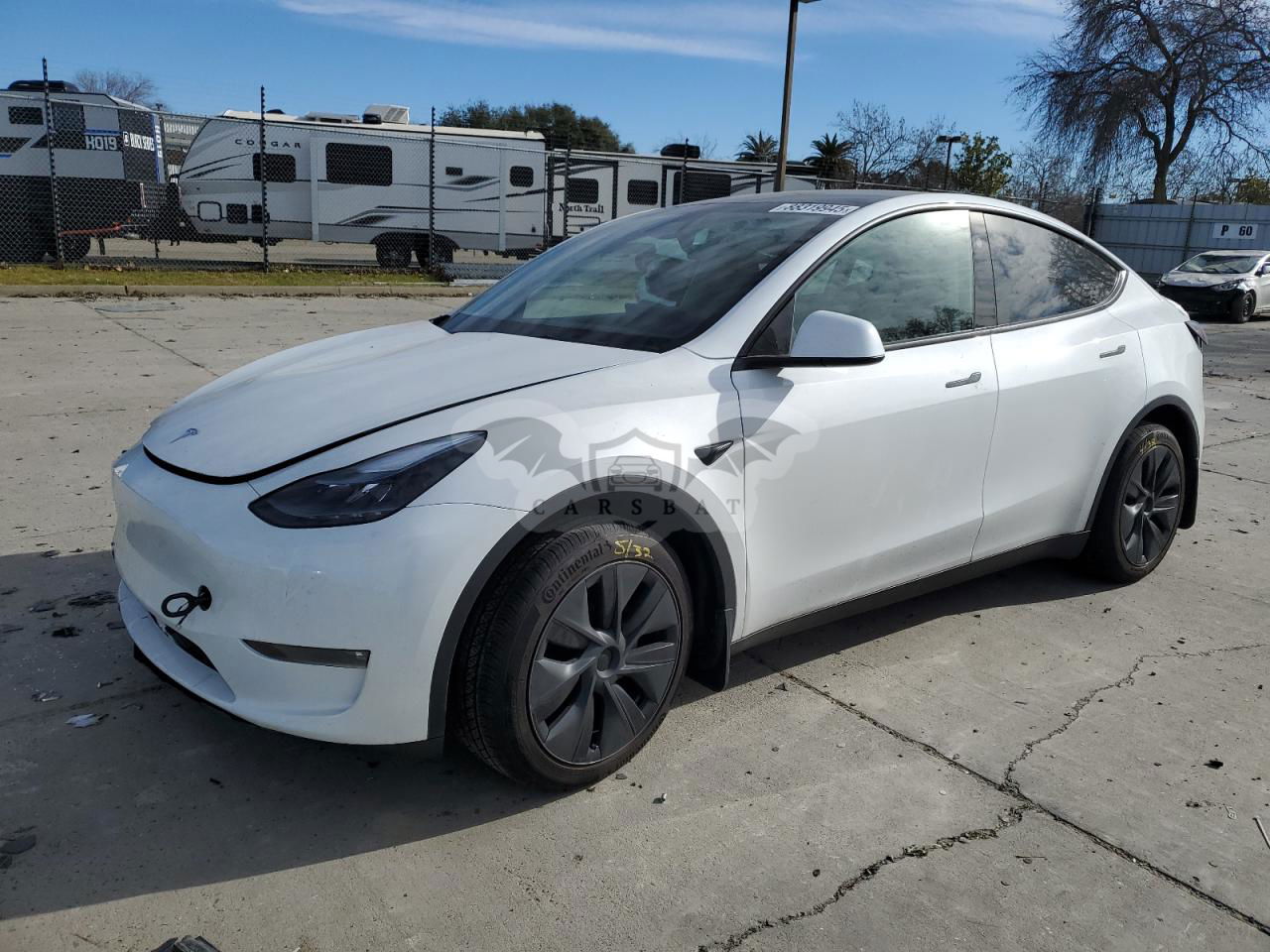 Tesla Model Y 2024