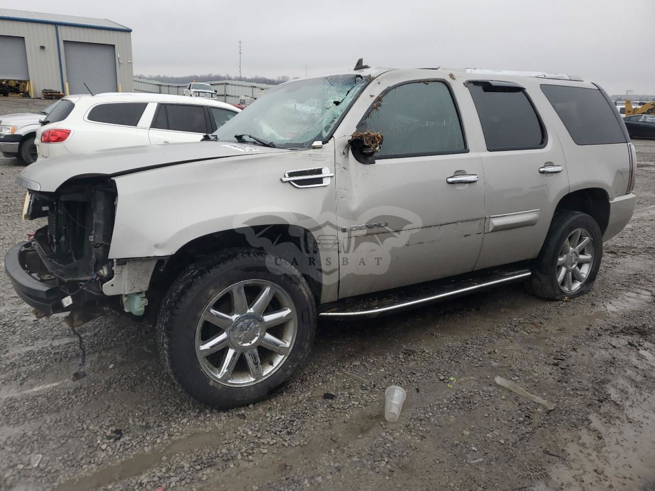 GMC Yukon DENALI 6.2L  8 2007