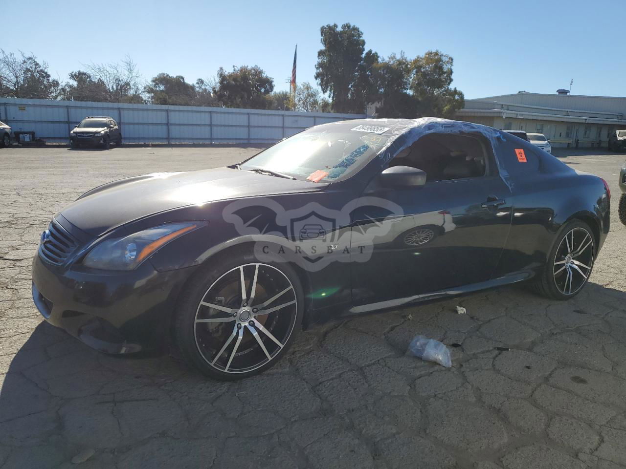 Infiniti Q60 JOURNEY 3.7L  6 2014