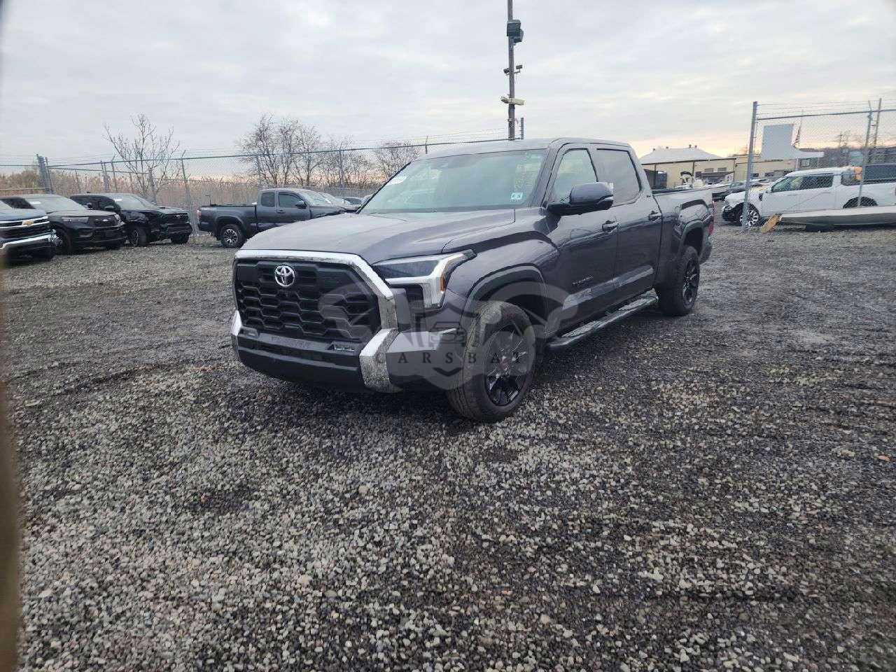 Toyota Tundra CREWMAX SR5 3.4L  6 2023