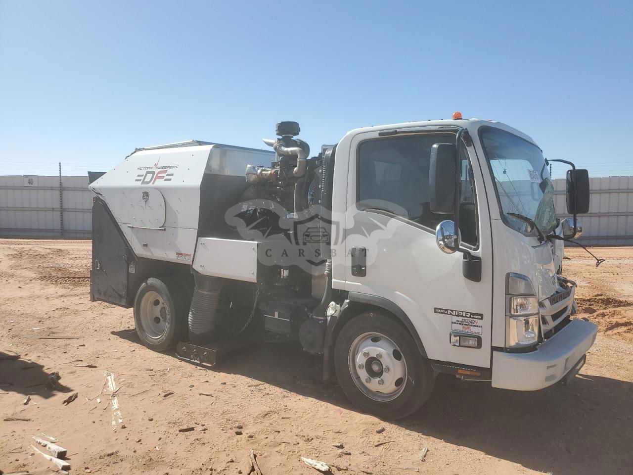 Isuzu NPR 6.6L  8 2024