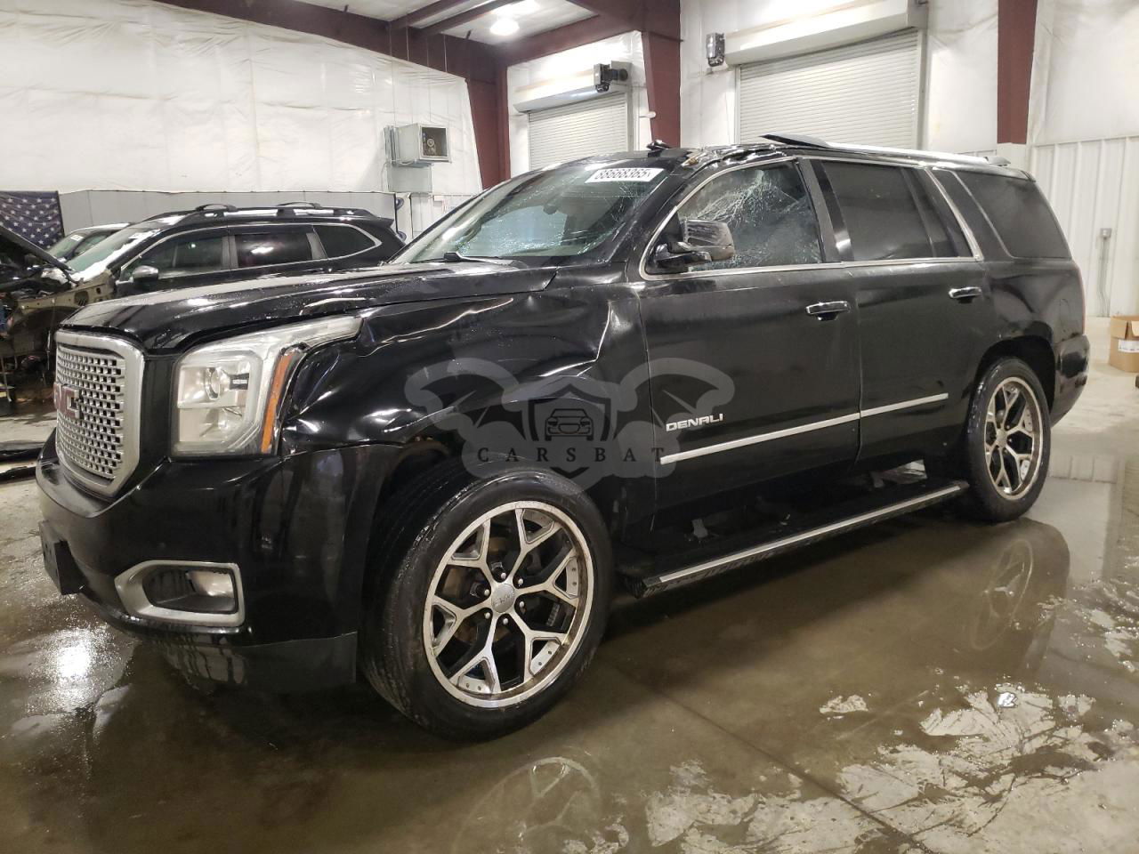 GMC Yukon DENALI 6.2L  8 2015