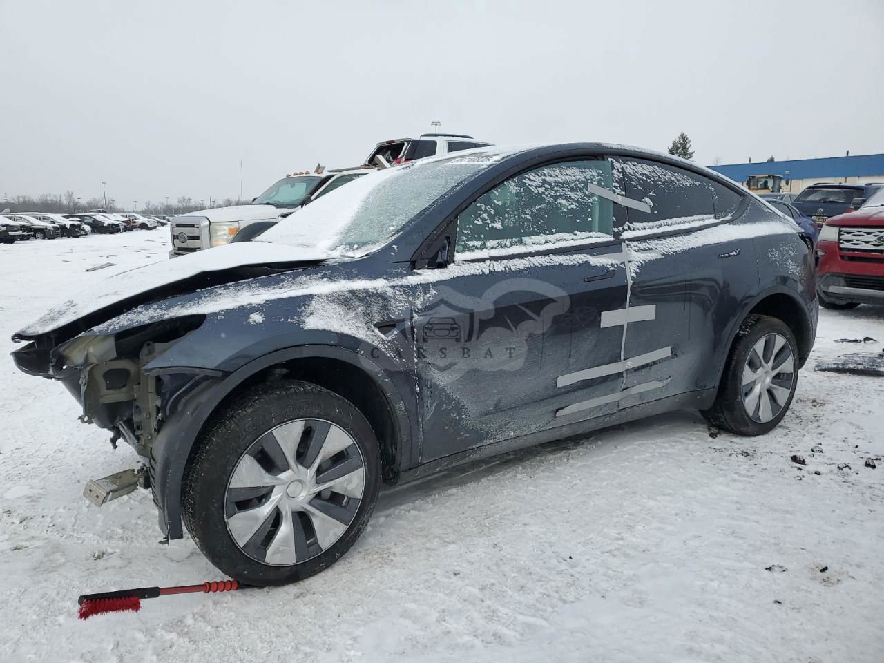 Tesla Model Y 2024