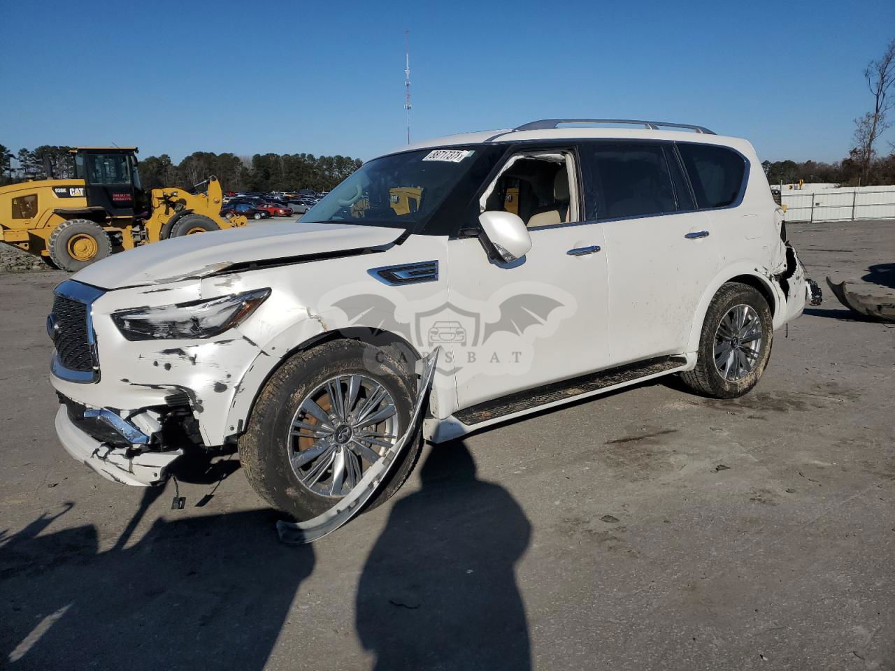 Infiniti QX80 LUXE 5.6L  8 2023
