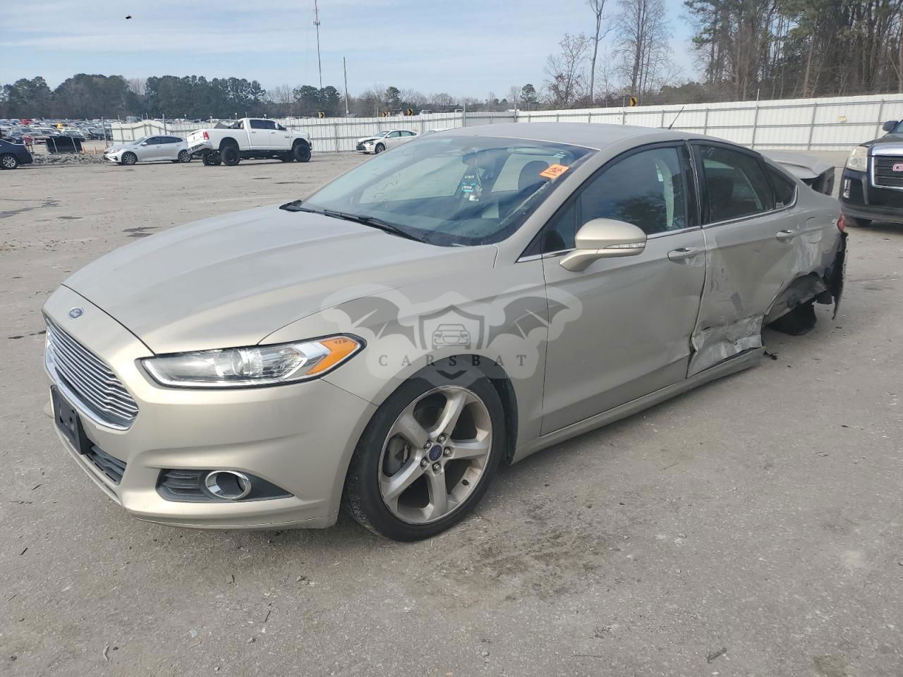 Ford Fusion SE 2.0L  4 2015