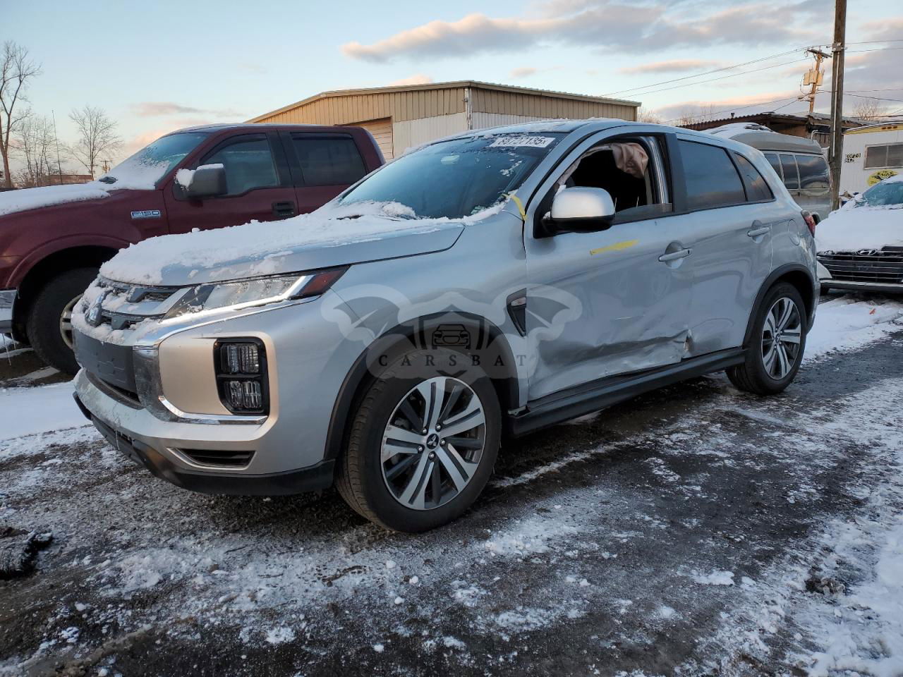 Mitsubishi Outlander S/SE 2.0L  4 2024