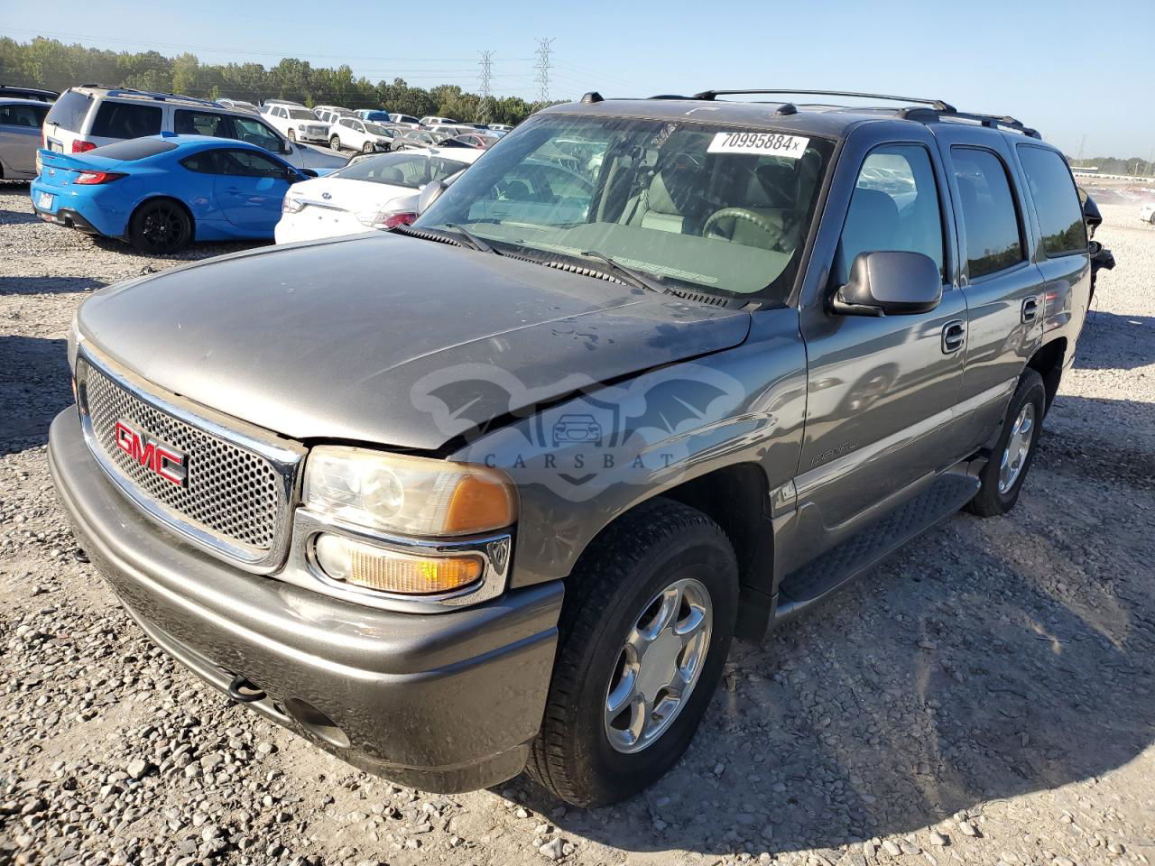GMC Yukon DENALI 6.0L  8 2005