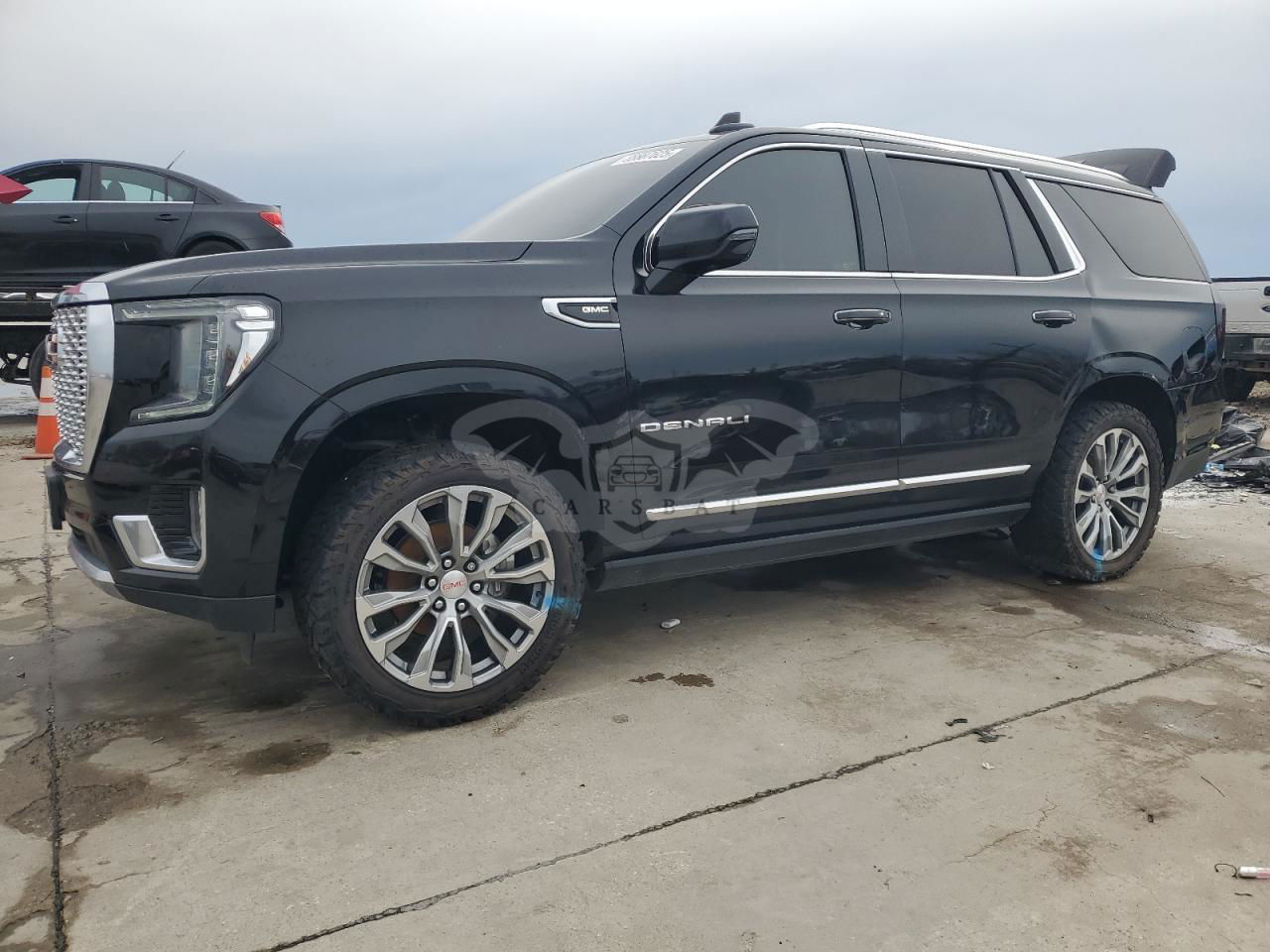 GMC Yukon DENALI 6.2L  8 2021