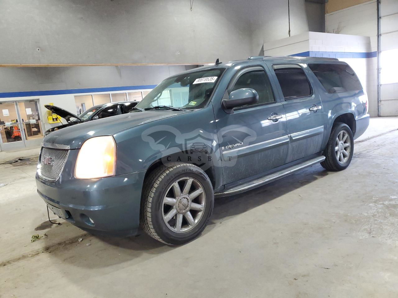 GMC Yukon DENALI 6.2L  8 2007