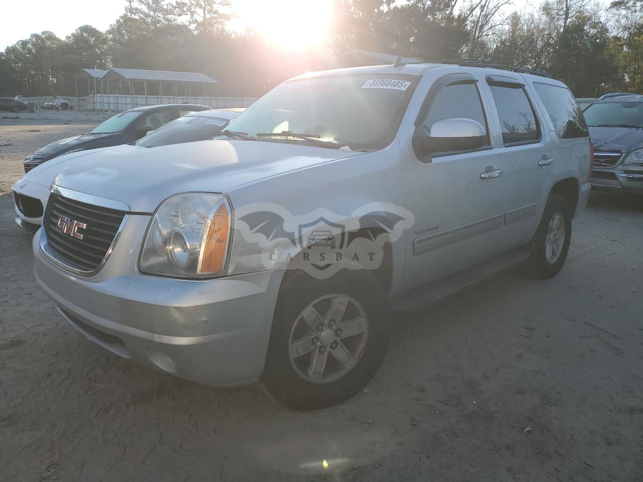 GMC Yukon SLT 5.3L  8 2014