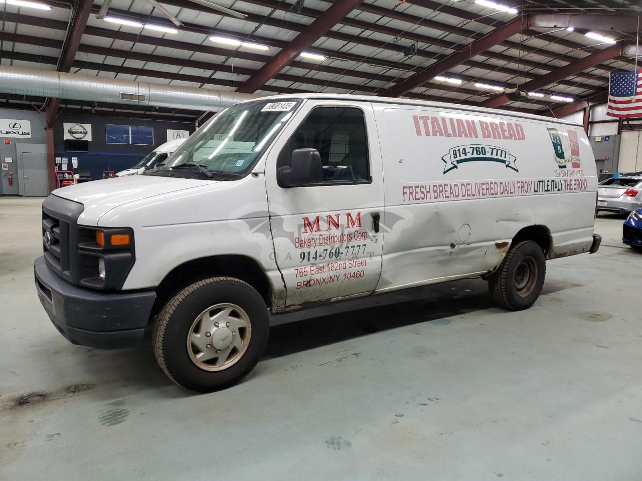 Ford Econoline E250 VAN 4.6L  8 2013