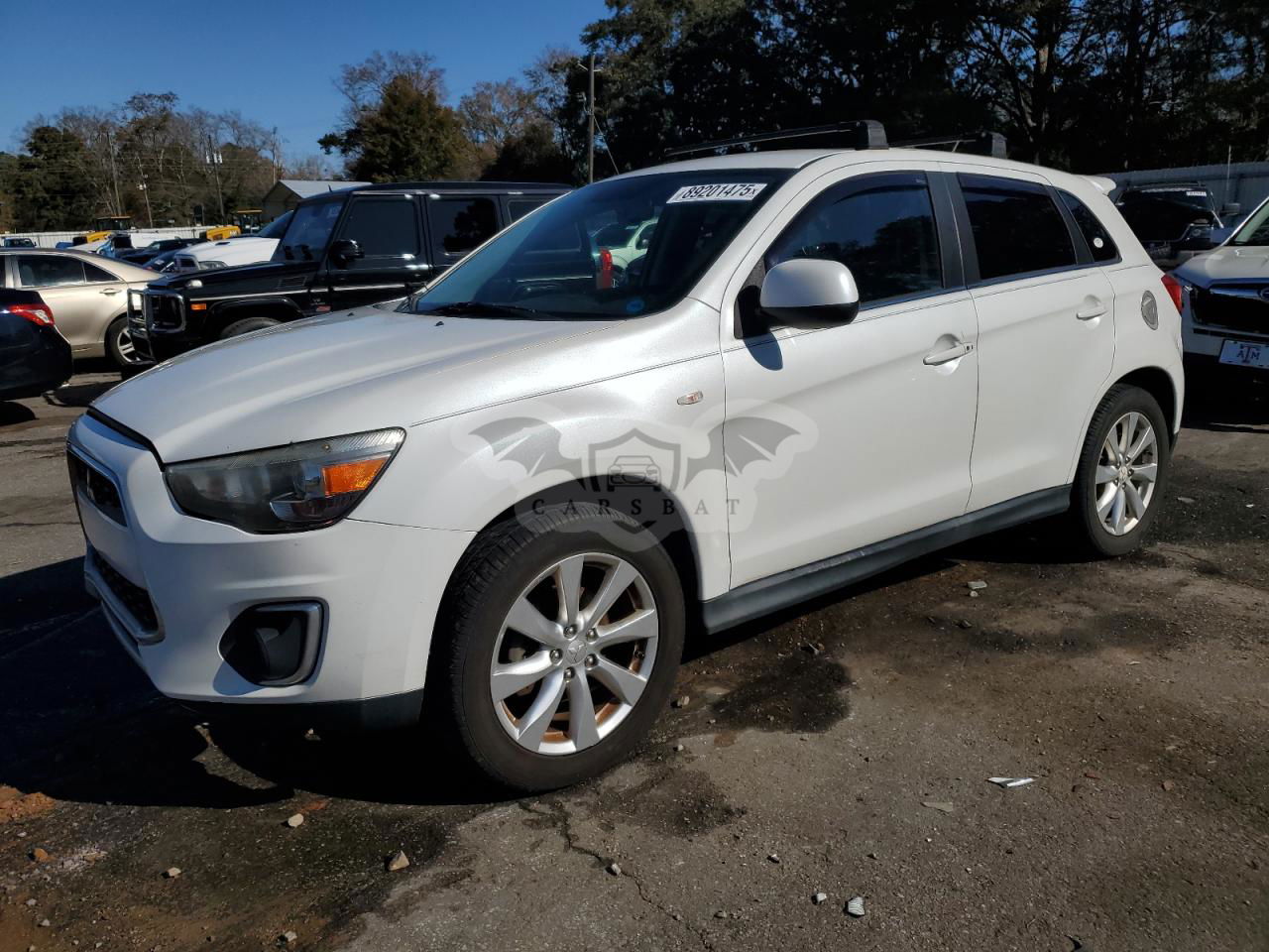 Mitsubishi Outlander SE 2.0L  4 2014