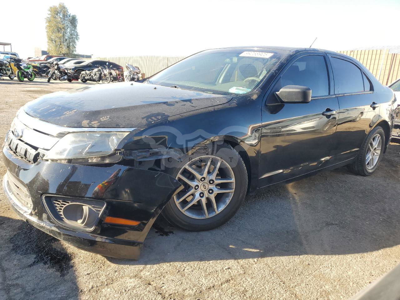 Ford Fusion S 2.5L  4 2012