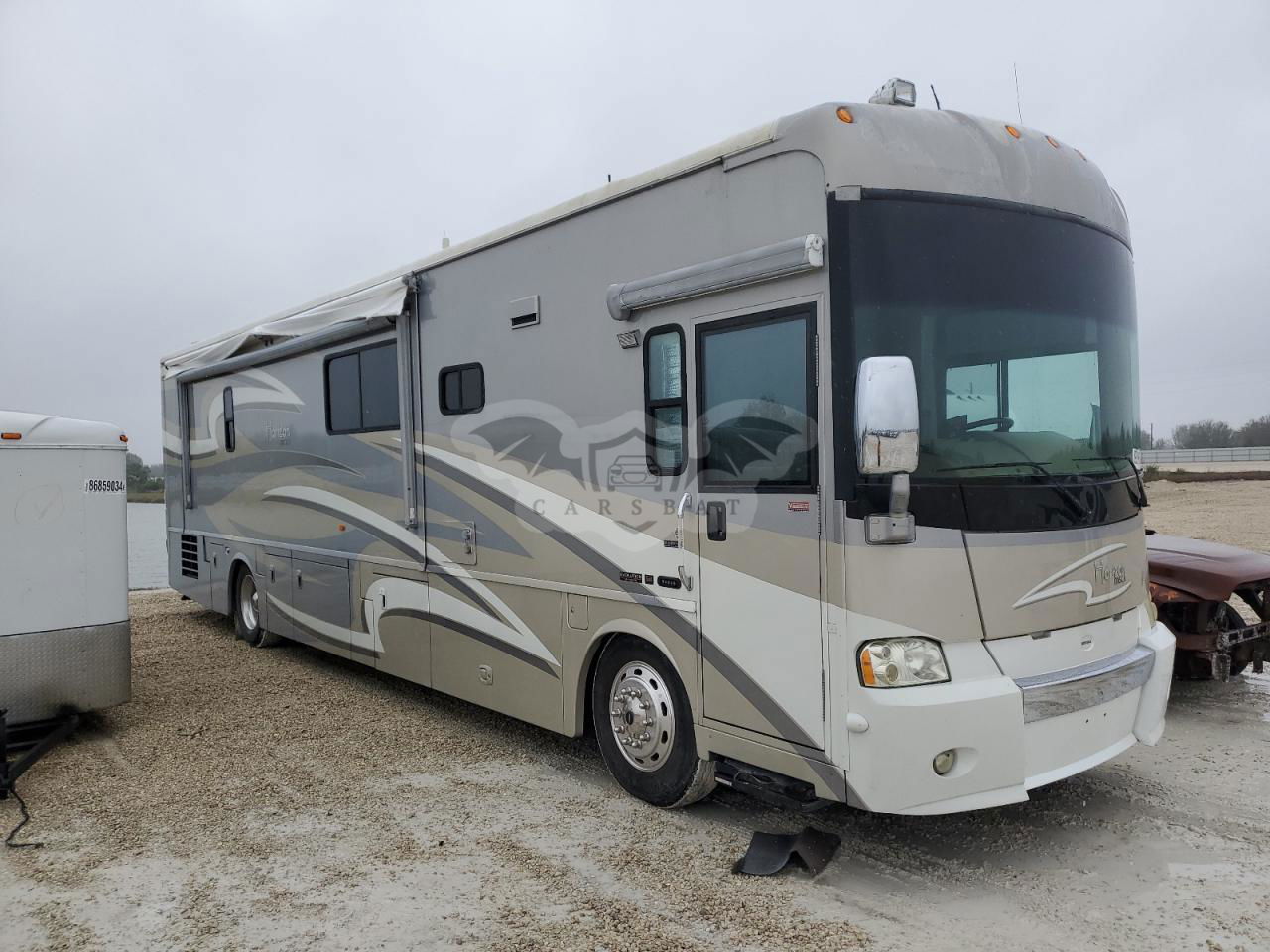 Freightliner X-line X LINE MOTOR HOME 8.9L  6 2007