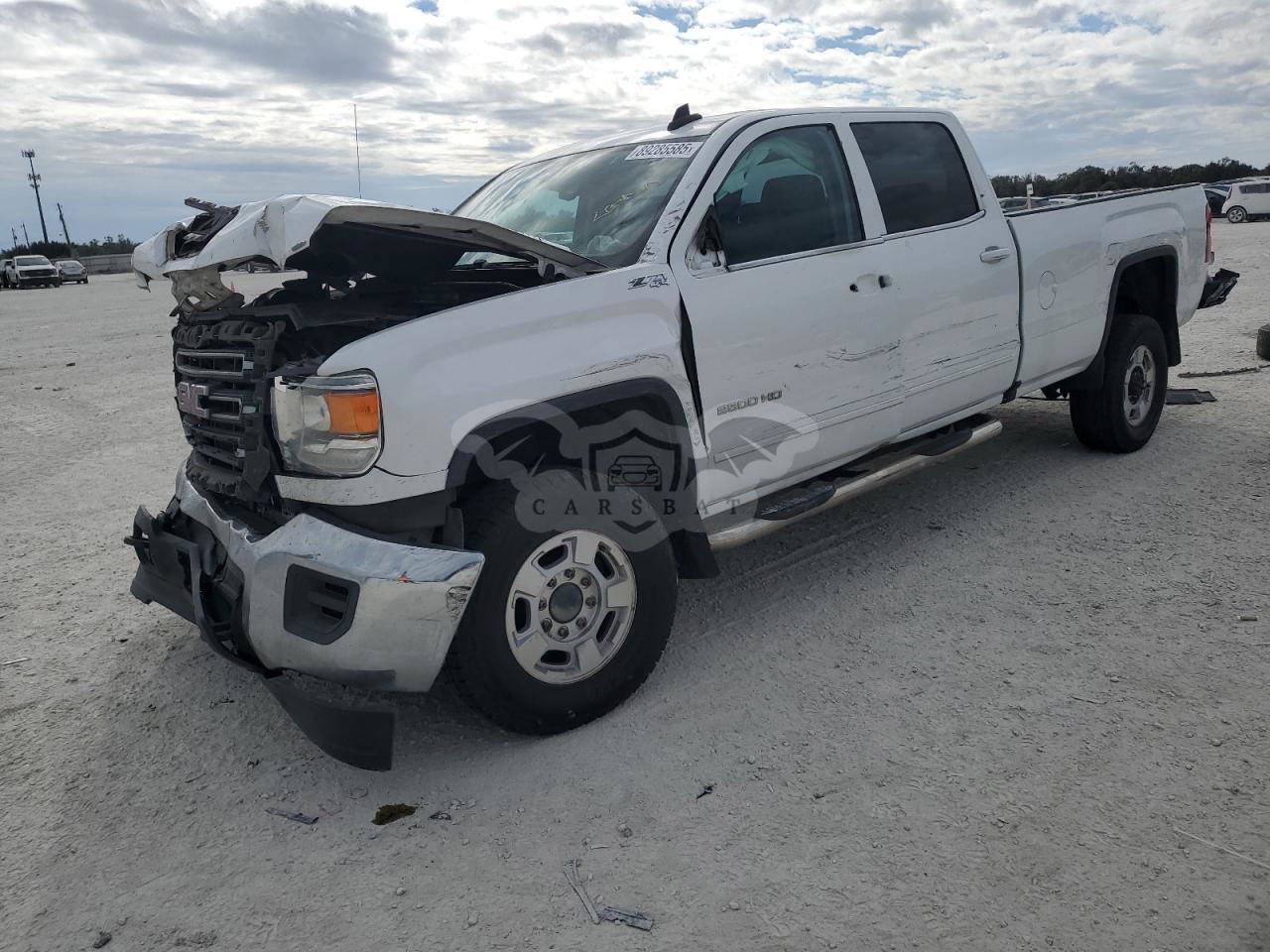 GMC Sierra K2500 SLE 6.6L  8 2017