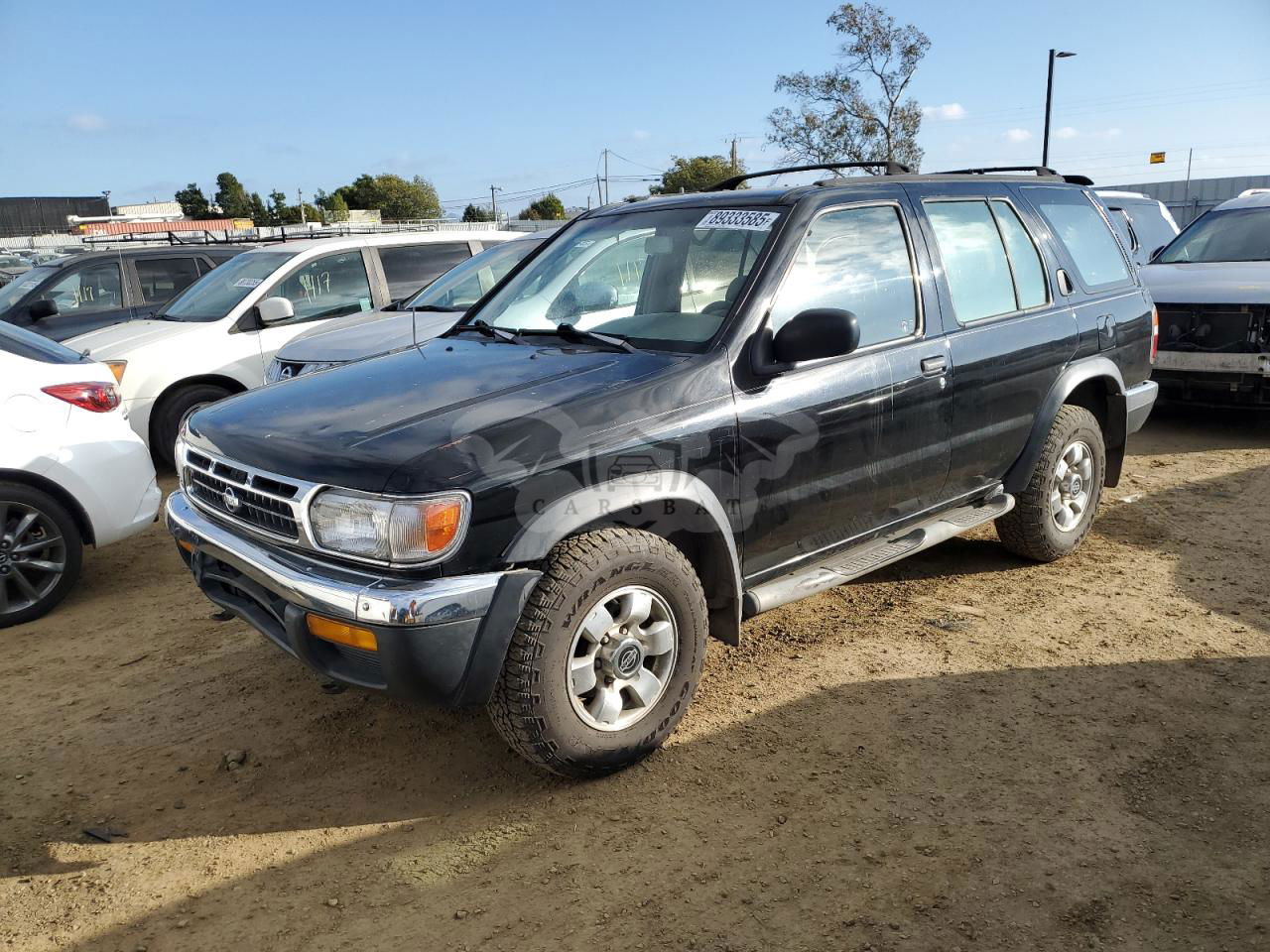 Nissan Pathfinder LE 3.3L  6 1999