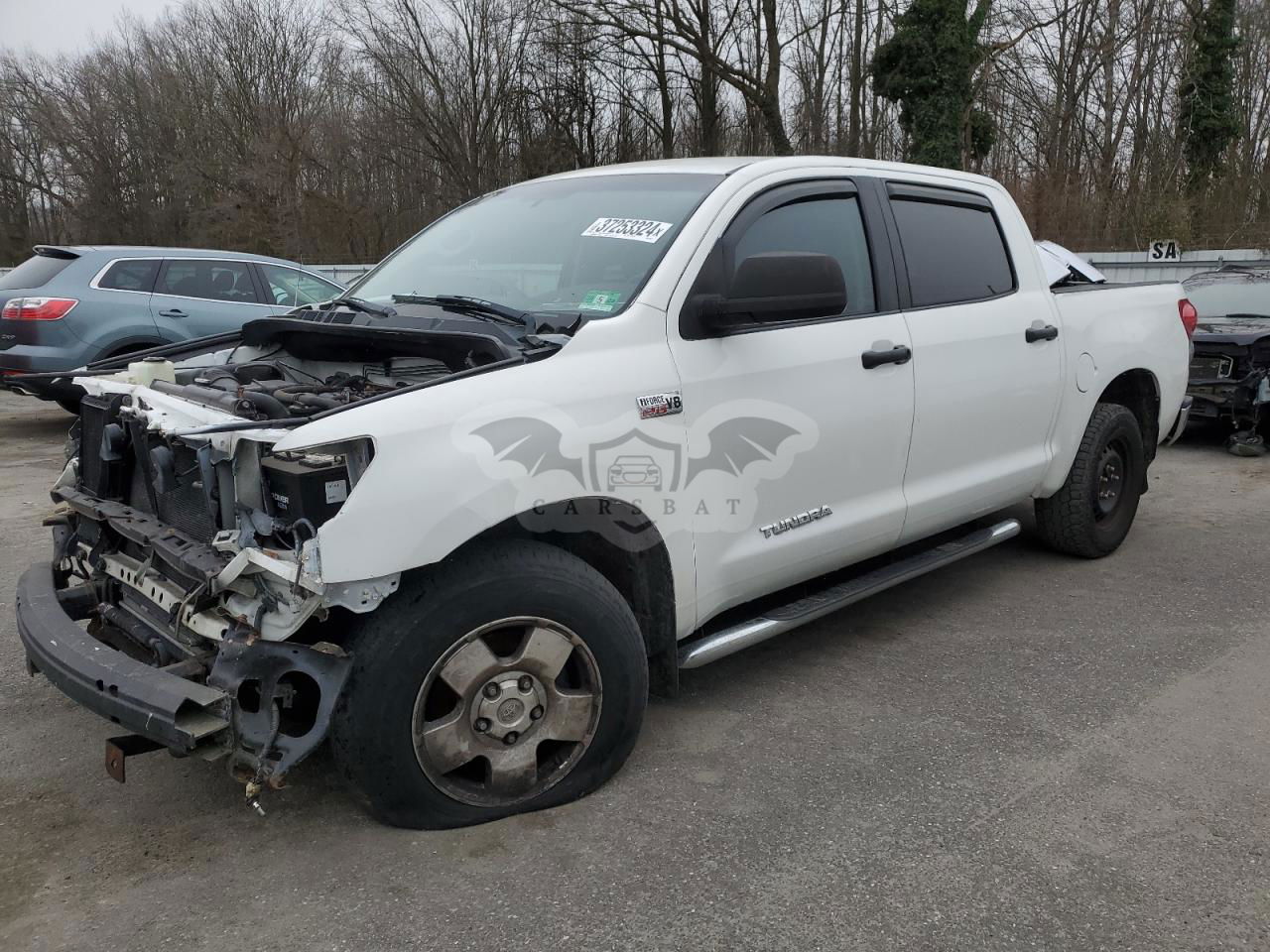 Toyota Tundra CREWMAX 5.7L  8 2008