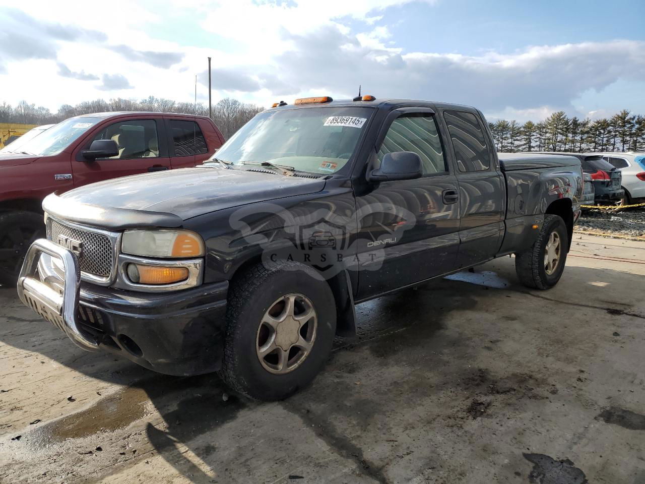 GMC Sierra 6.0L  8 2003